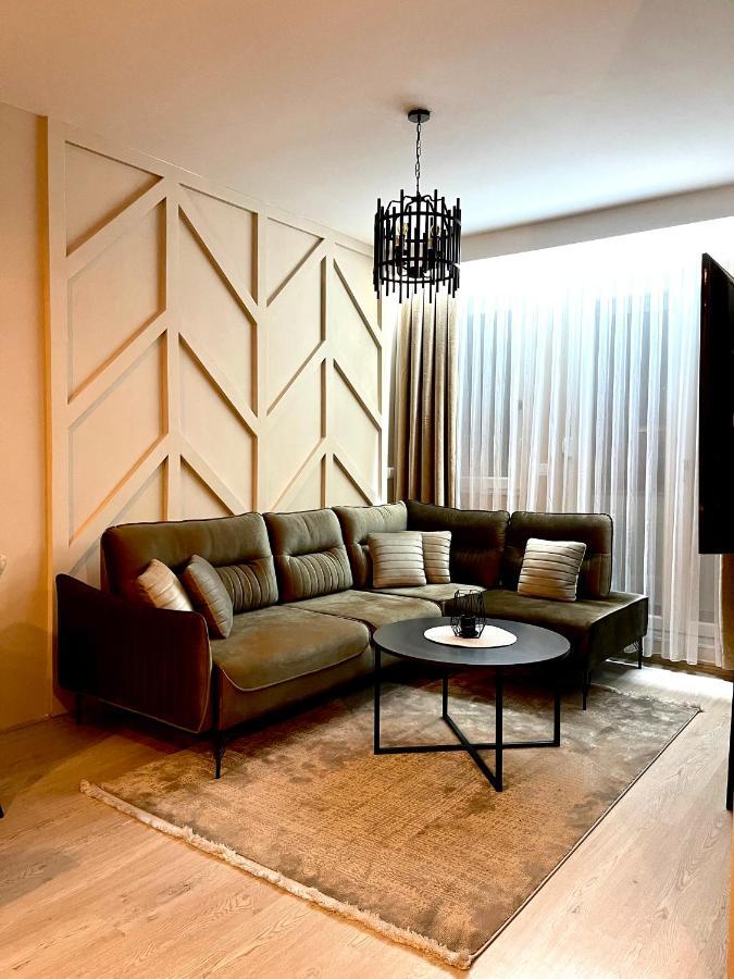 Top Apartment Priştine Dış mekan fotoğraf